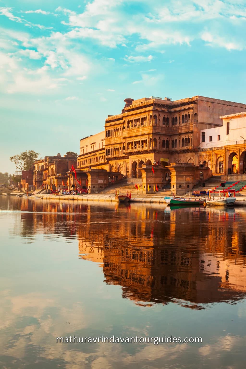 Vrindavan guide services for Banke Bihari Temple and Prem Mandir darshan