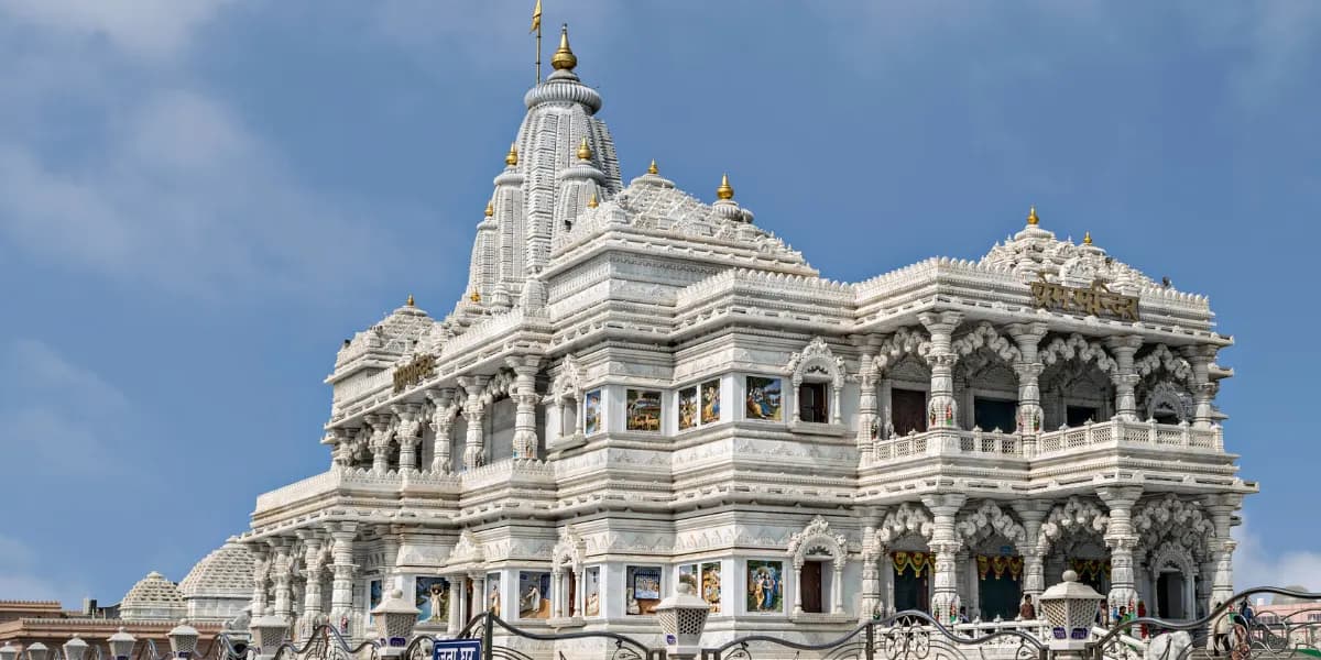 Visit Prem Mandir in Vrindavan